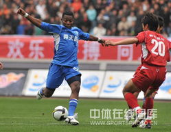 江蘇0 1長春 戈麥斯起腳射門