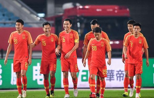 武磊榮升球隊(duì)老板 攜國足4大球星出資組建俱樂部,起名江蘇茉莉