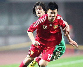 江蘇舜天球員孫可近況 年薪揭秘與賽場(chǎng)爭(zhēng)議回顧