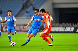 2011賽季國信舜天vs青島中能 綠茵場上的激烈對決